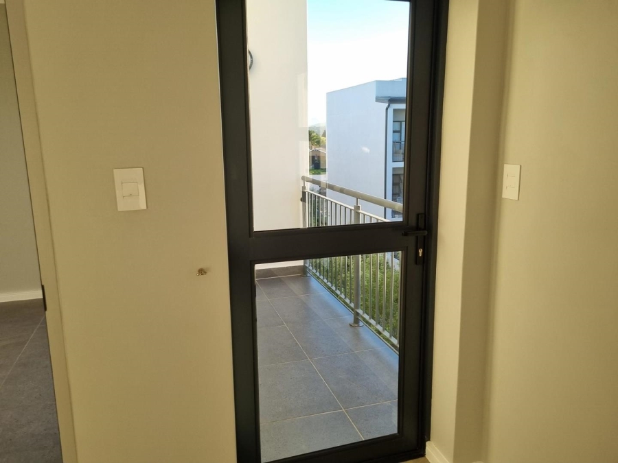 To Let 2 Bedroom Property for Rent in Sonstraal Heights Western Cape